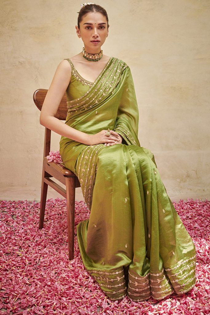 Aditi-Rao-Hydari-in-Punit-Balana-organza-green-silk-sari-3
