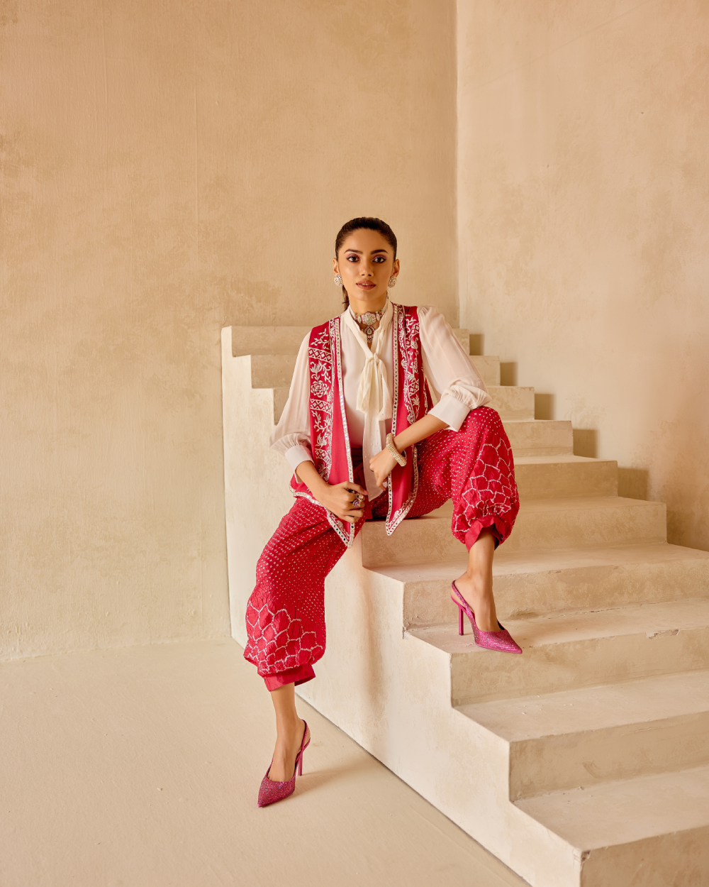 Pink parsi gaara embroidered jacket by Twenty Nine