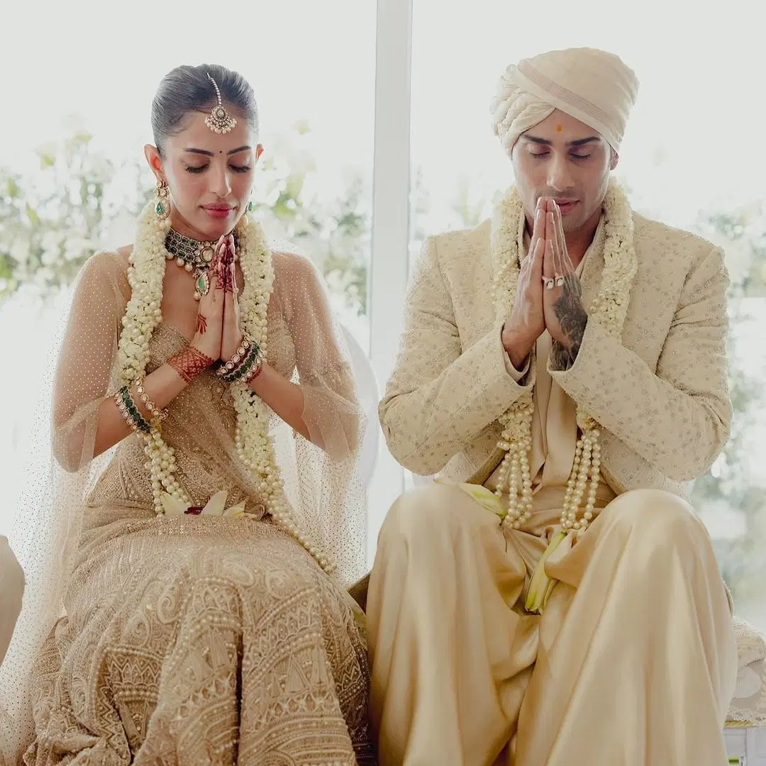 Priya Banerjee in Tarun Tahiliani 