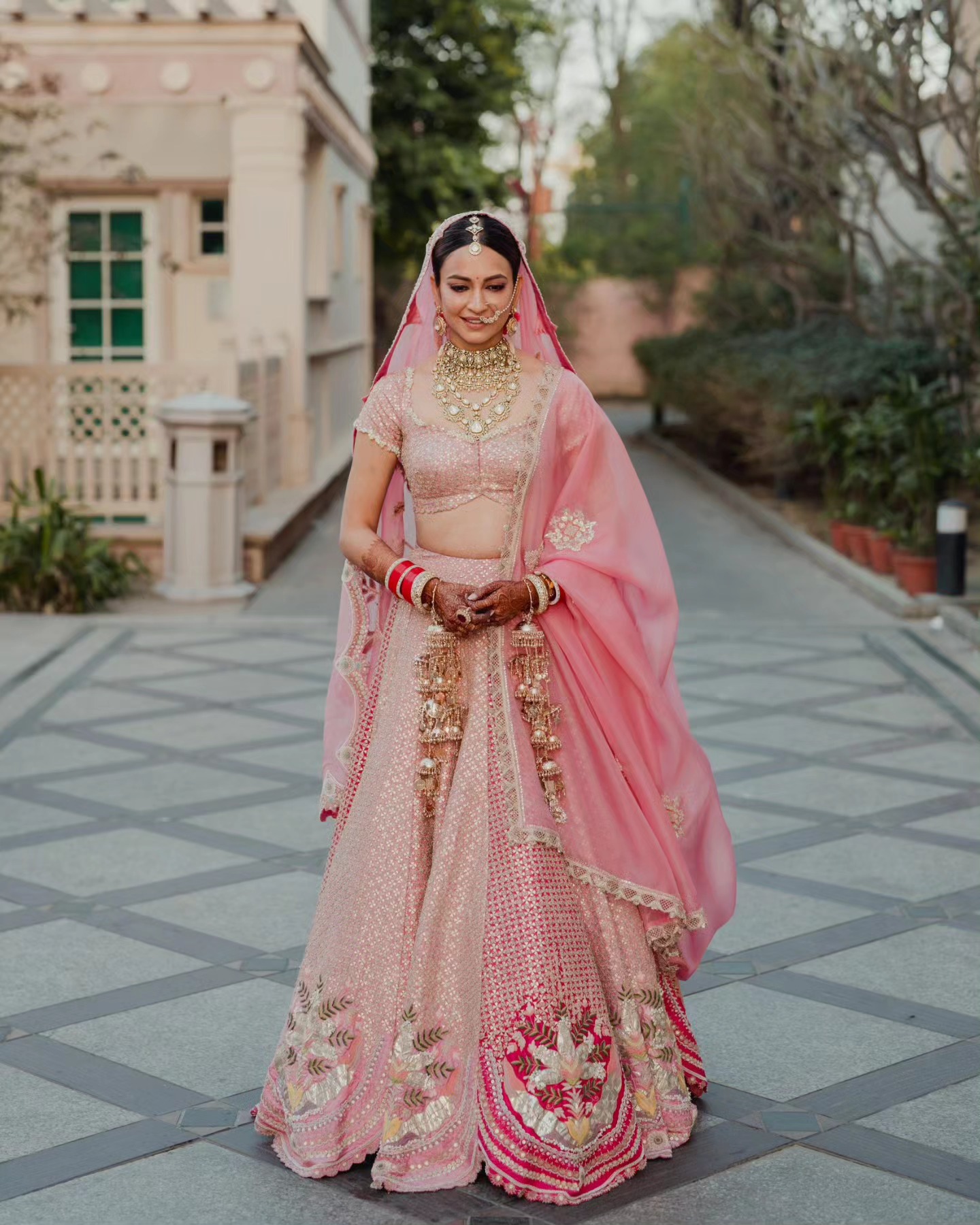 Kriti Kharbanda in Anamika Khanna